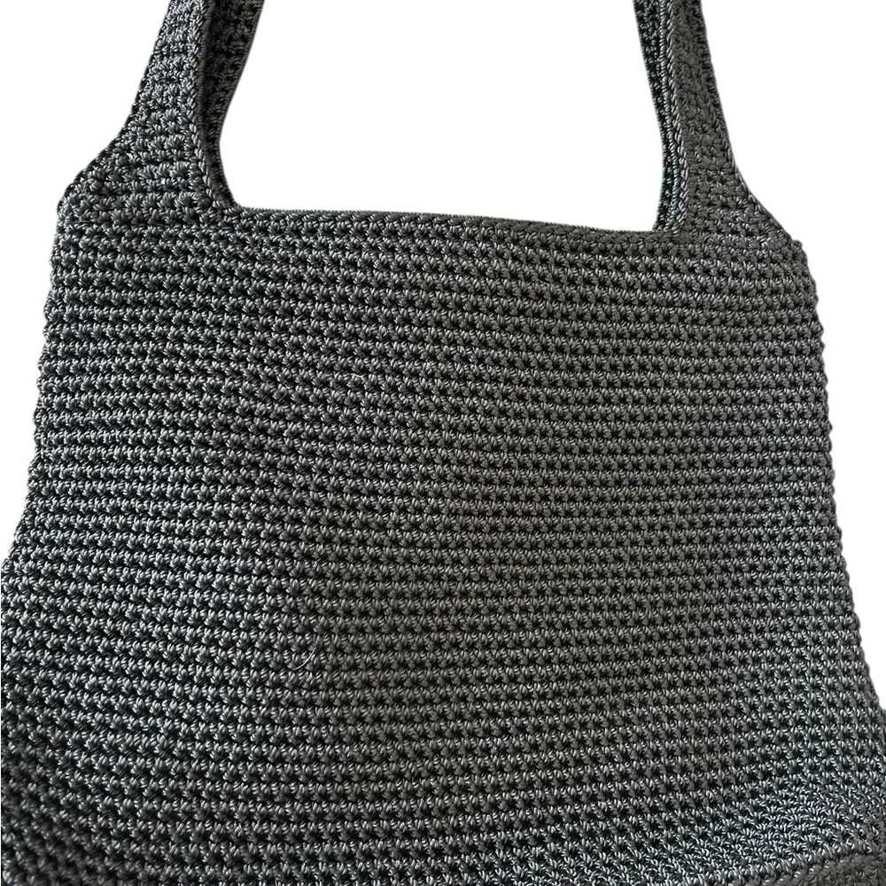 Beautiful THE SAK Black Handwoven Bag 12” X 9 - Picture 2 of 5